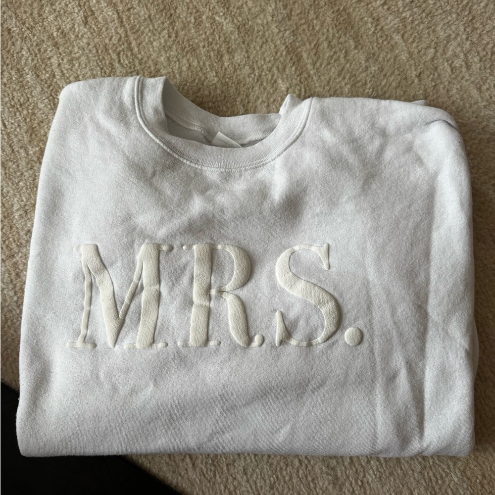 White "MRS." Embroidered Crewneck Sweatshirt